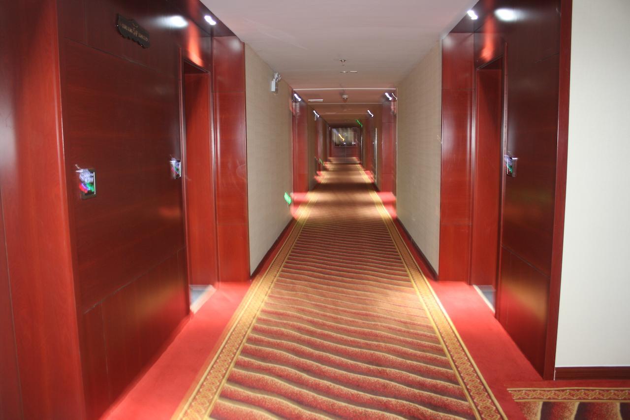 Hua Xin International Hotel Huayin Экстерьер фото