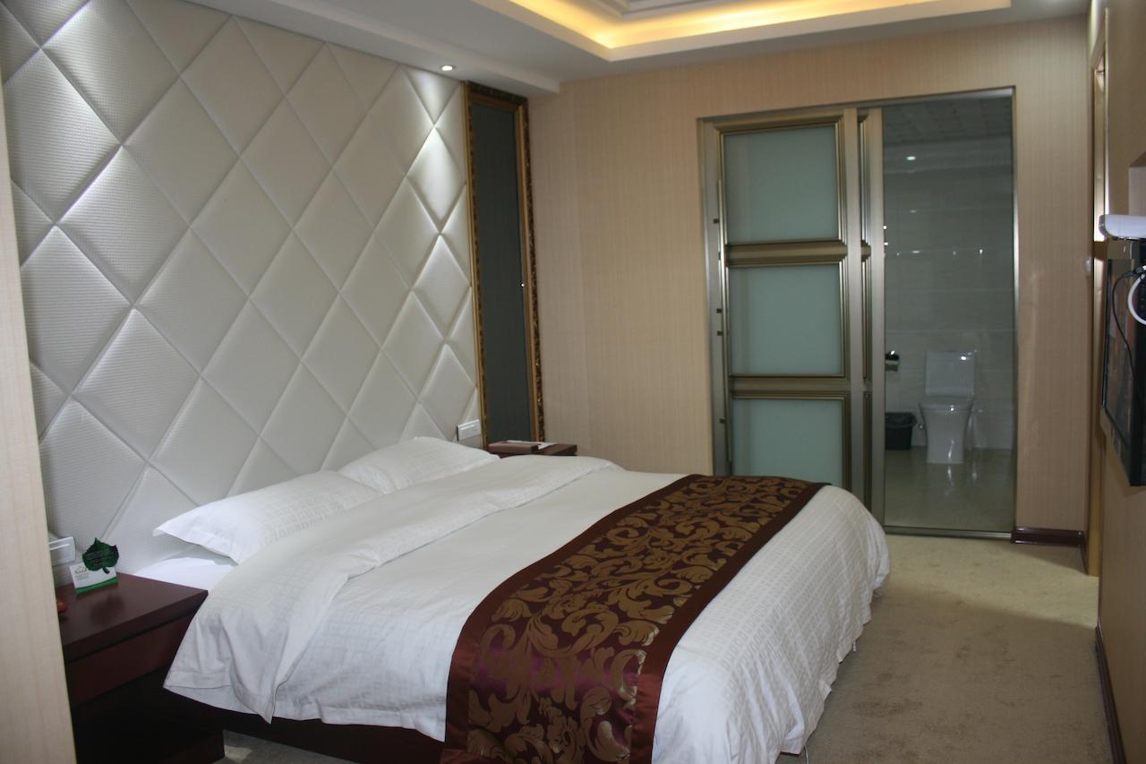 Hua Xin International Hotel Huayin Номер фото