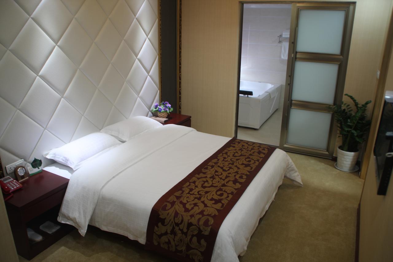 Hua Xin International Hotel Huayin Номер фото