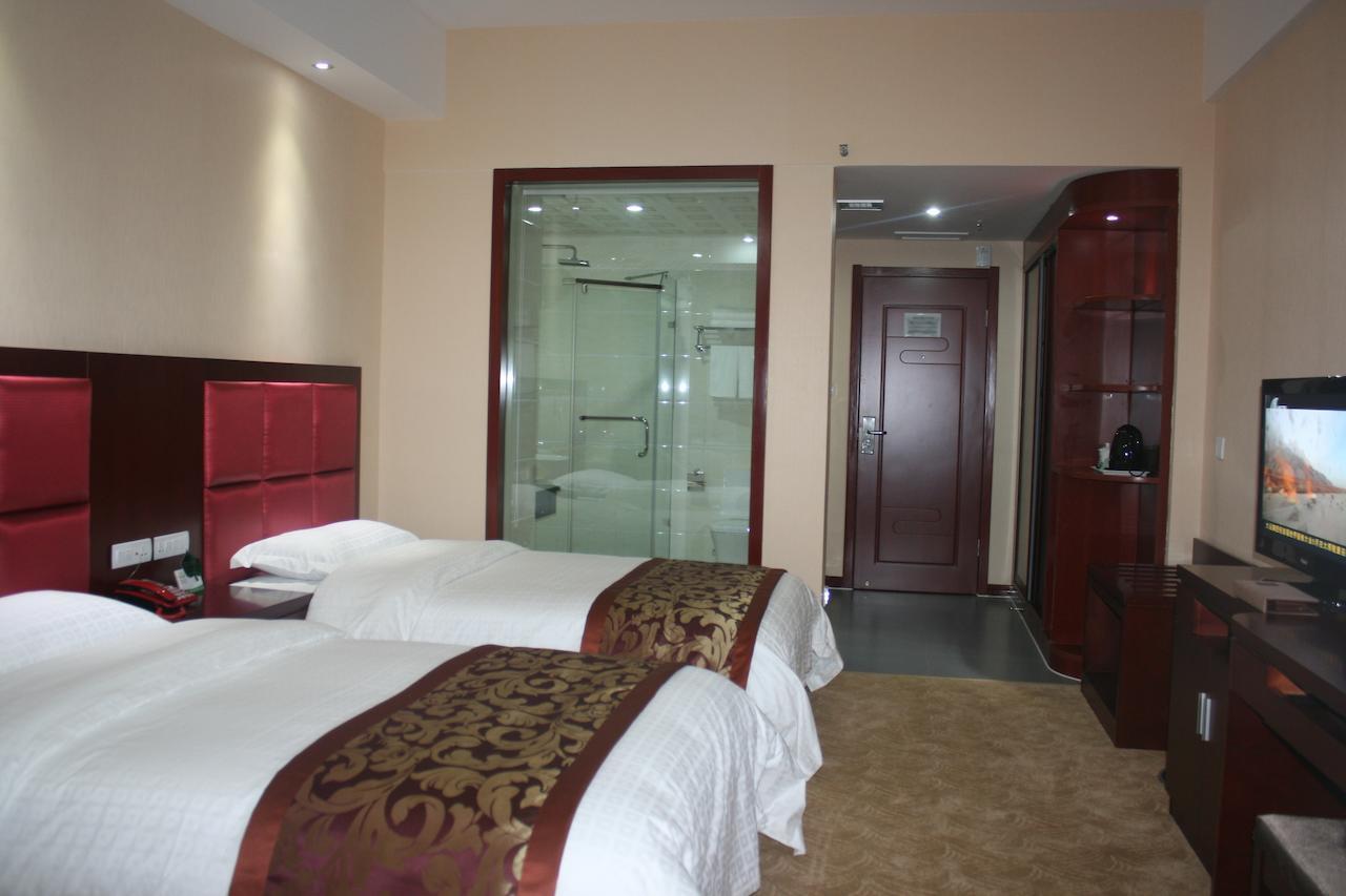 Hua Xin International Hotel Huayin Номер фото