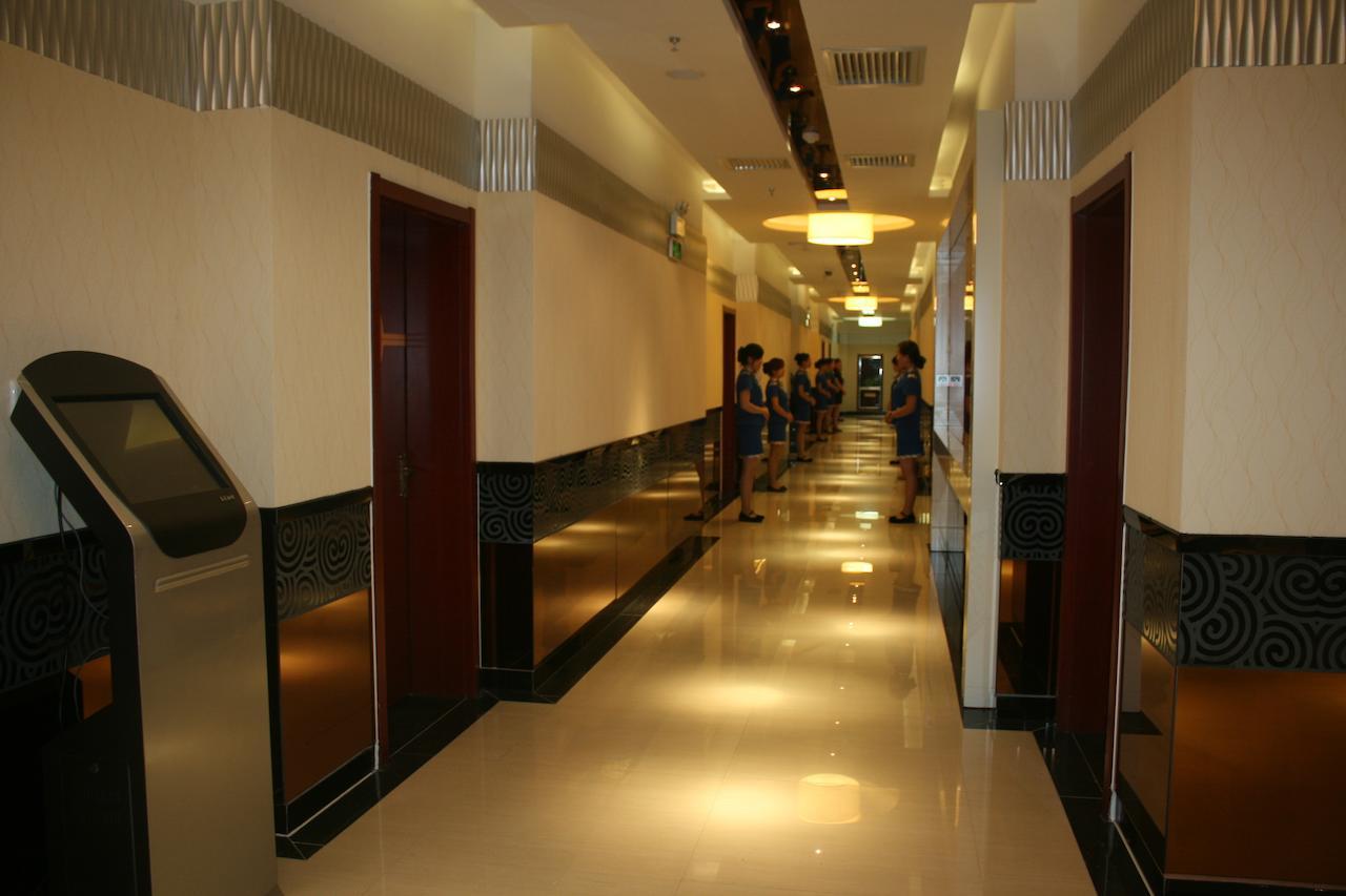 Hua Xin International Hotel Huayin Экстерьер фото