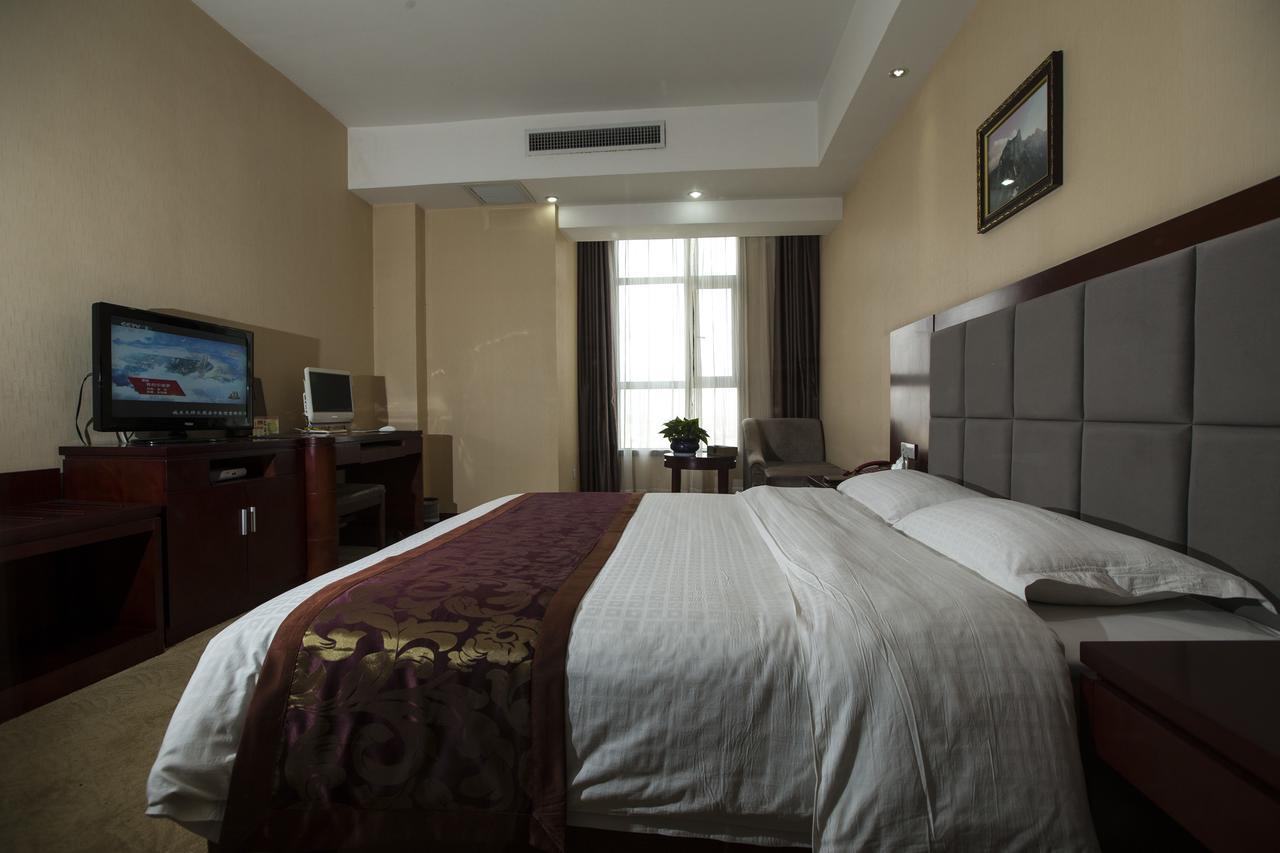 Hua Xin International Hotel Huayin Номер фото