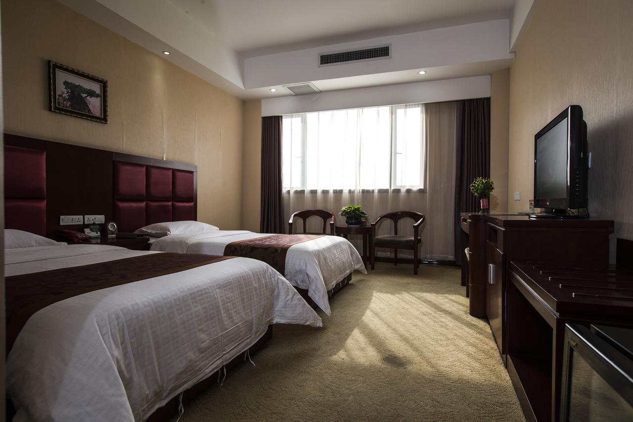 Hua Xin International Hotel Huayin Экстерьер фото